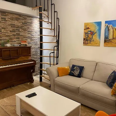 Charmante Maison Avec Exterieur A Deux Pas Des Remparts Prázdninový dům *