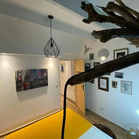 Charmante Maison Avec Exterieur A Deux Pas Des Remparts Feriehus *
